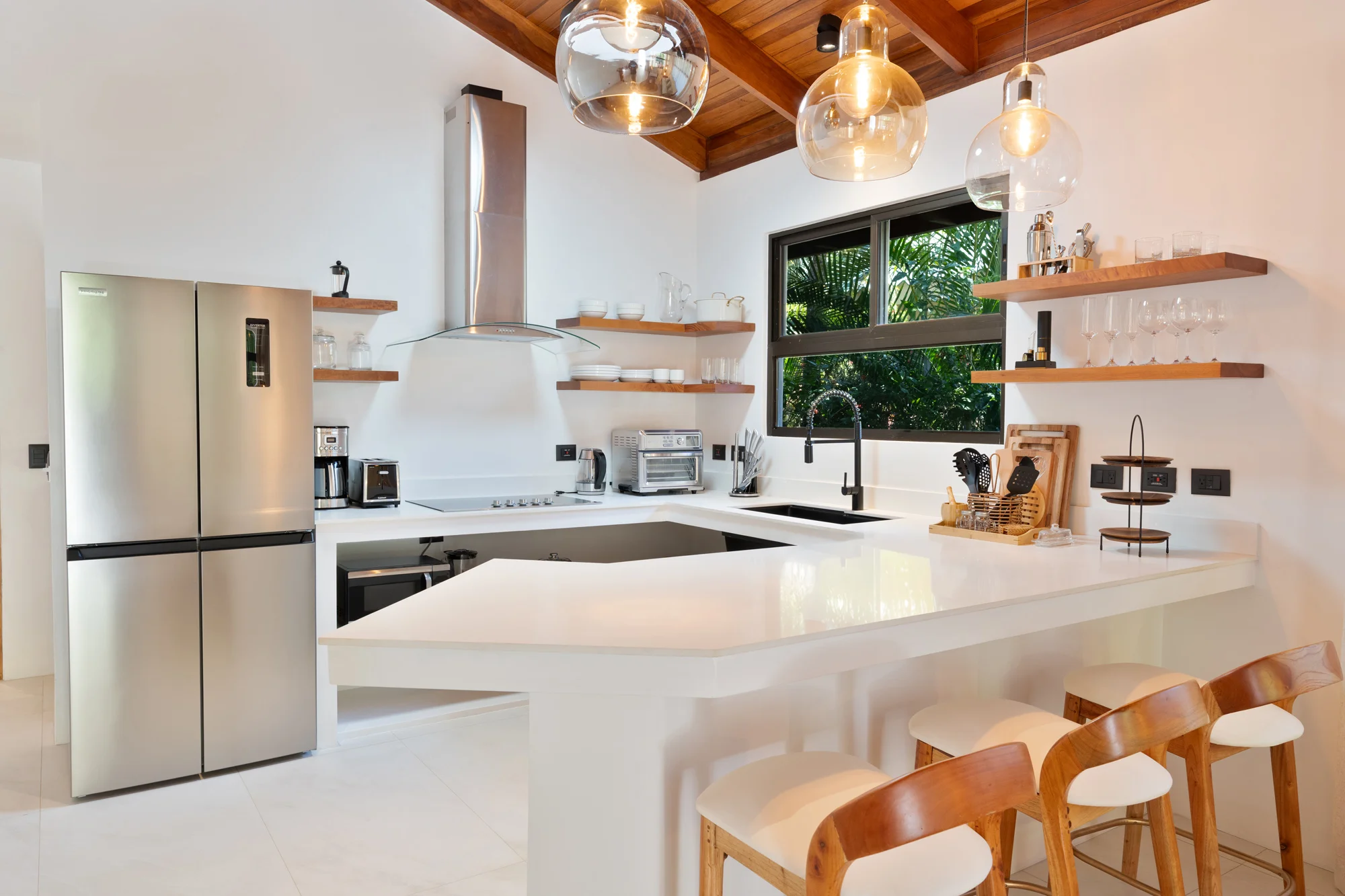 Tropical Kitchen